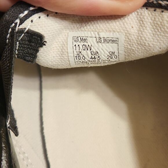 Vans Custom-Made Black Suede Slip-on Shoes w/ Roses Men's 11 Women's 12 WIDE - Picture 7 of 12